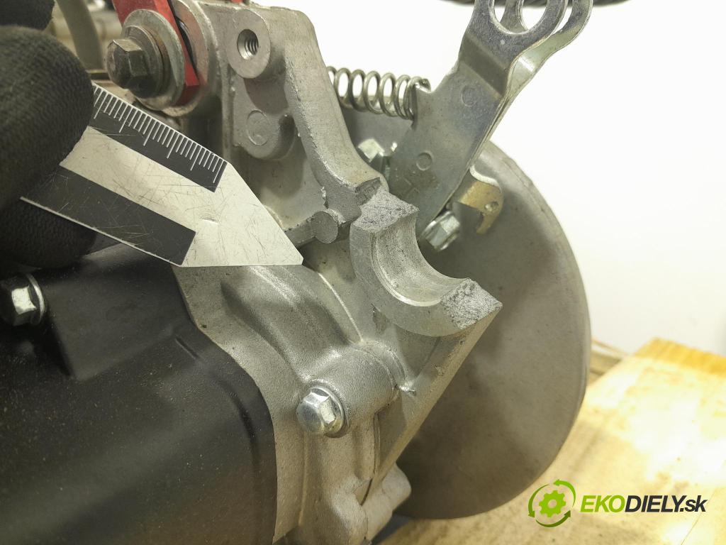 Adams Jl125t-10 2006 motor Benzín: 