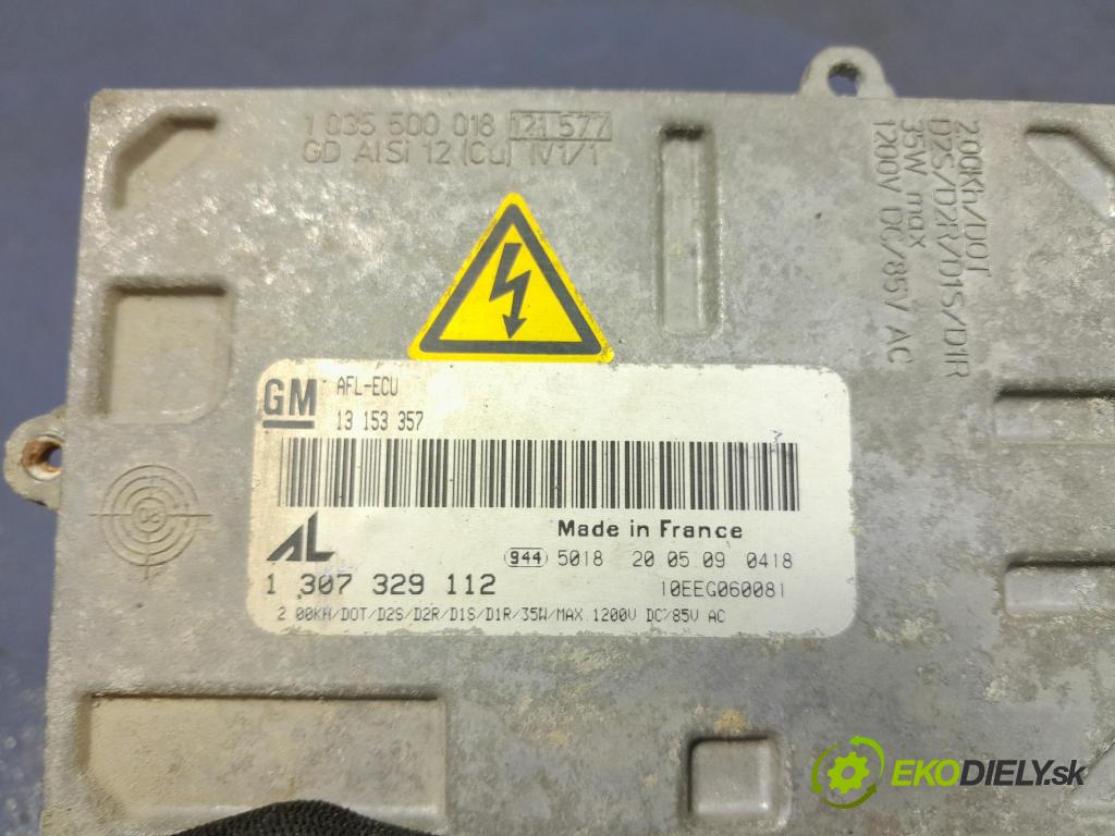 Opel Zafira 2009 střídač: 13153357