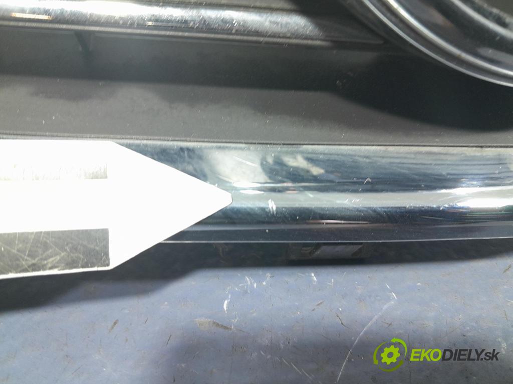 Opel Zafira 2009 miežka / Gril: 13247327