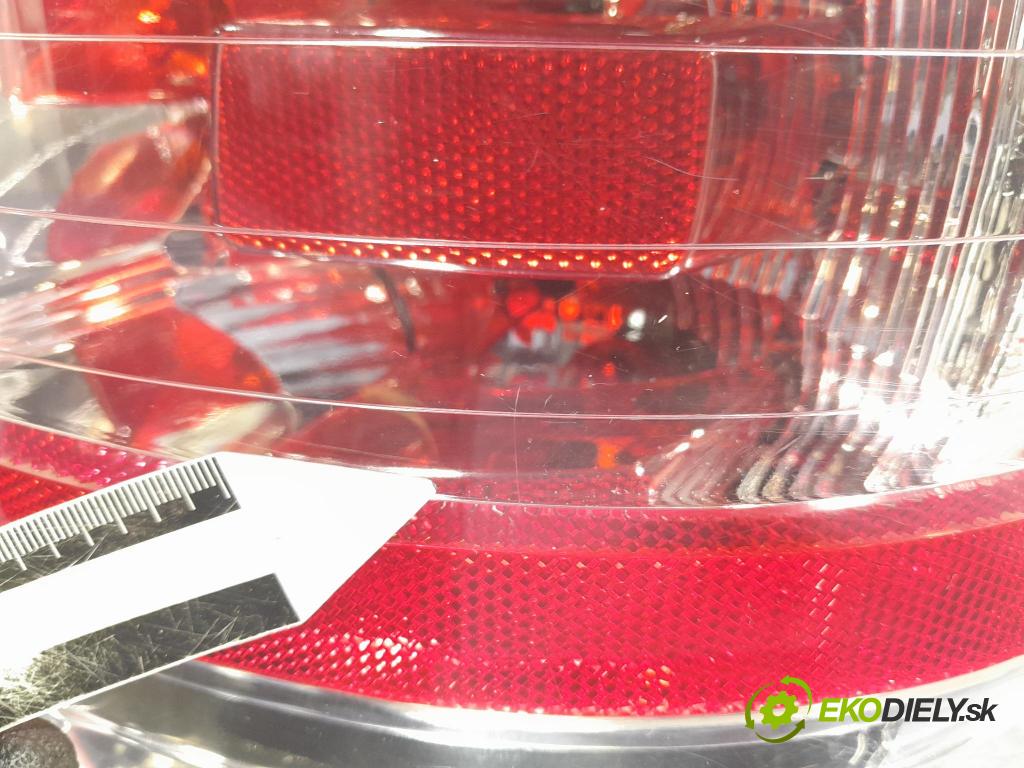 Opel Zafira 2009 svetlo / reflektor zad Prava: Vonkajsia: