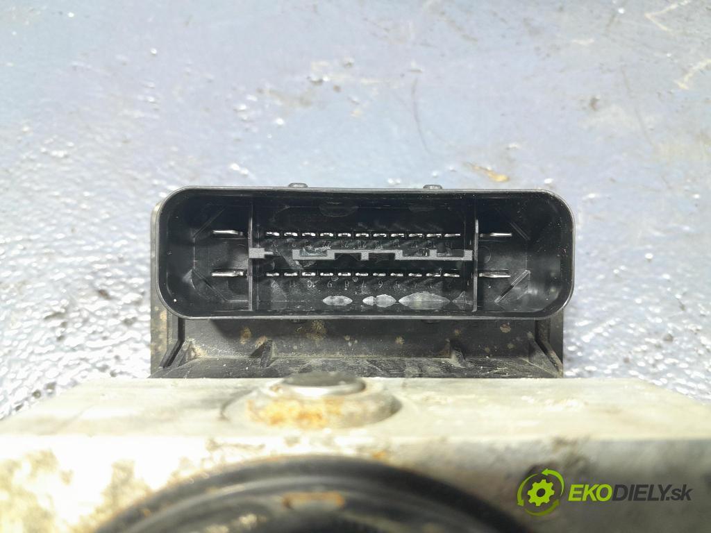 Opel Zafira 2009 čerpadlo ABS x 13246540