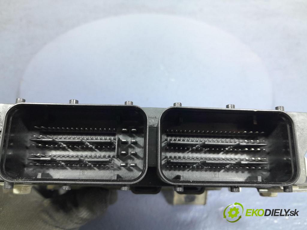 Hyundai I30 2023 riadiaca jednotka Motor: 39199-07020