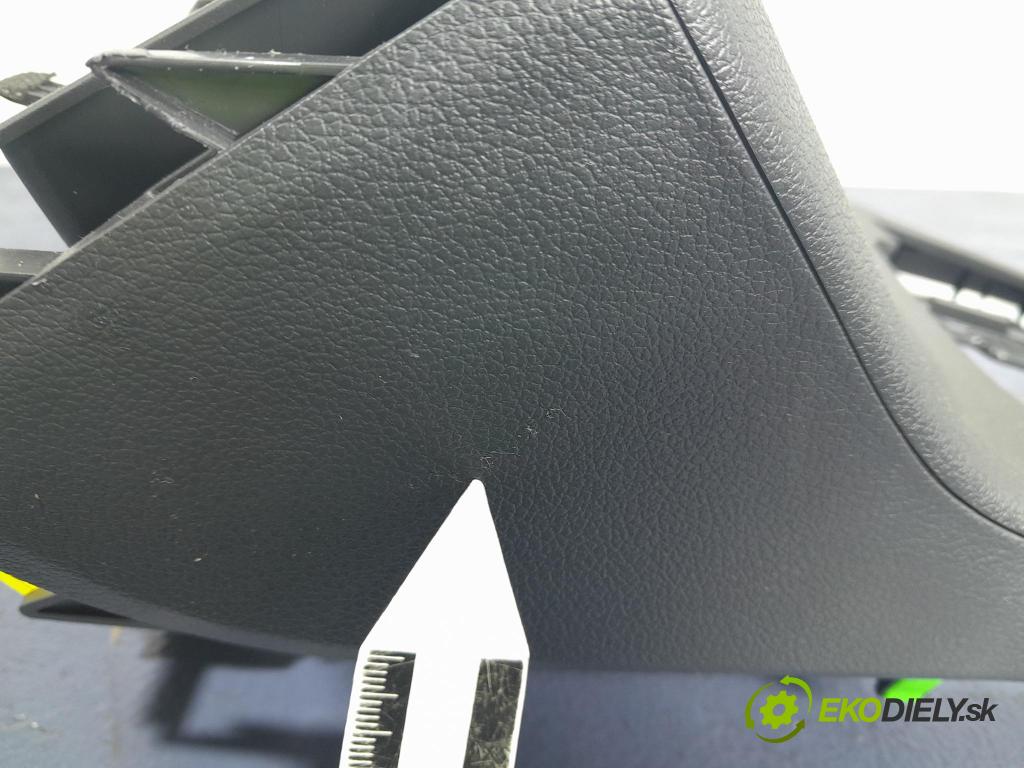 Hyundai I30 2023 kryt Plast: Interiéry: 84651-G4700