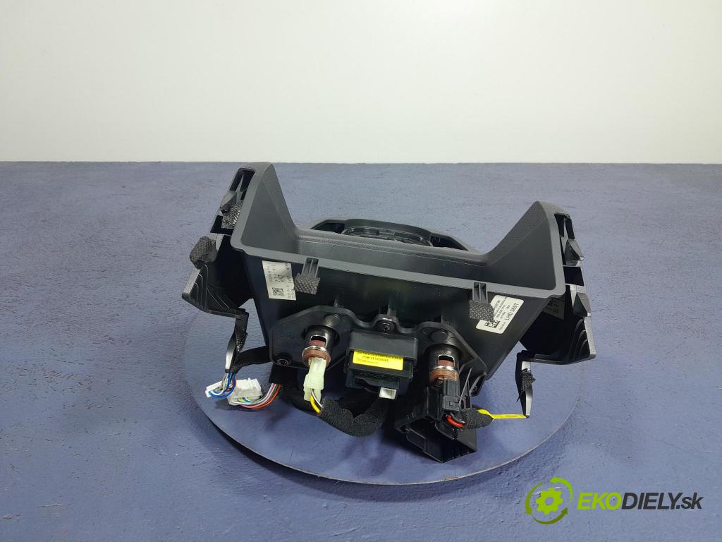 Hyundai I30 2023 kryt Plast: Interiéry: 84651-G4700