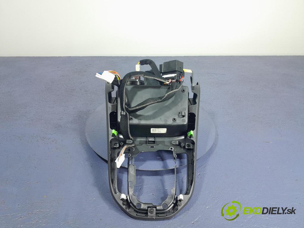 Hyundai I30 2023 kryt Plast: Interiéry: 84651-G4700