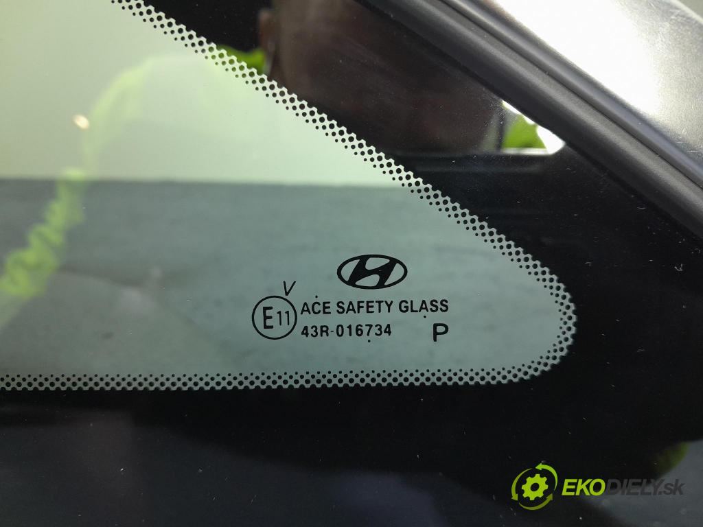 Hyundai I30 2023 sklo Karoséria: zad