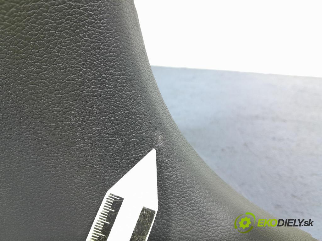 Hyundai I30 2023 kryt Plast: Interiéry: 85845-G4000