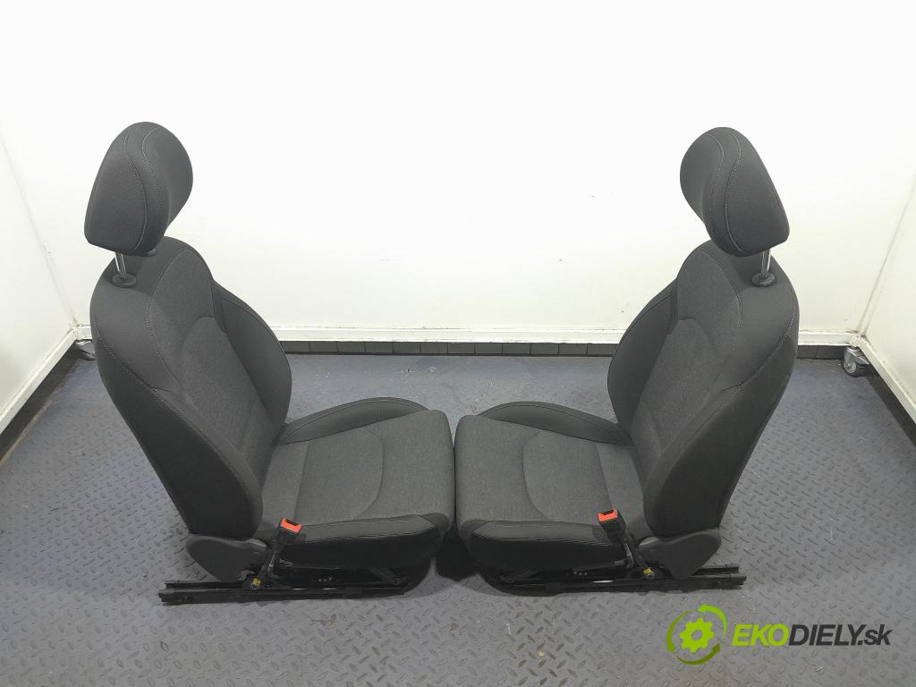 Hyundai I30 2023 sedačke: Set.: