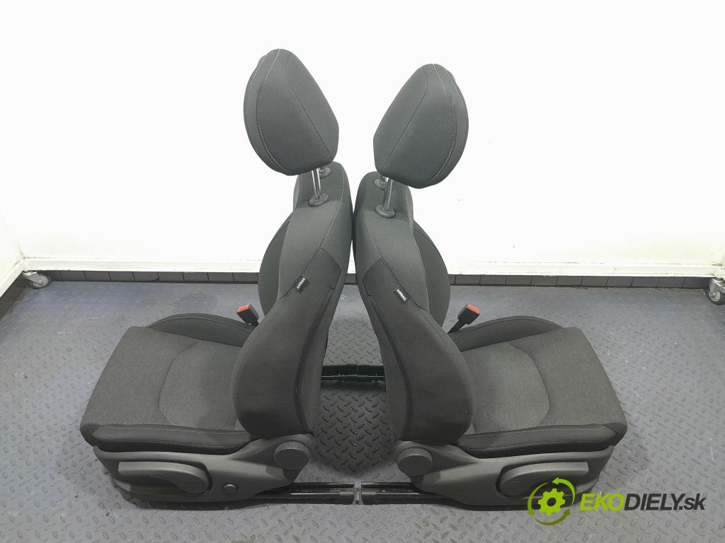 Hyundai I30 2023 sedačke: Set.: