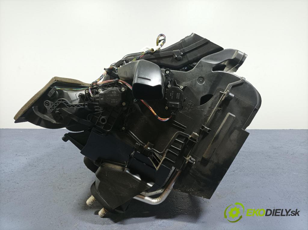 Opel Zafira 2009 radiator 13142030