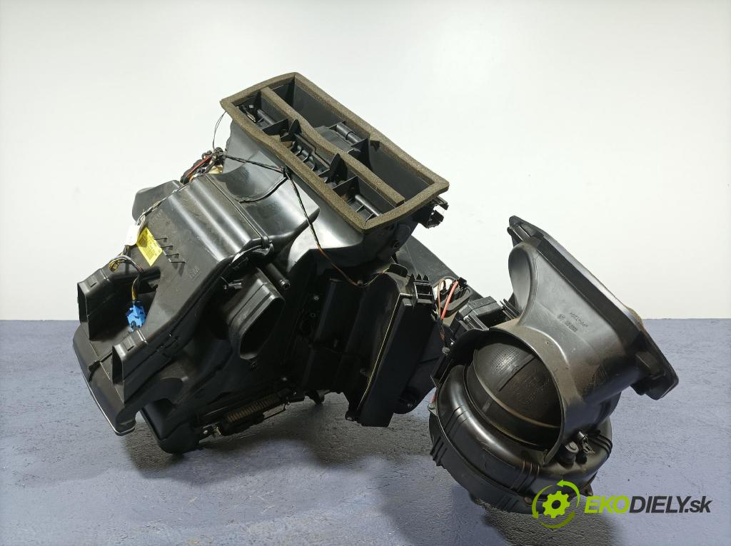 Opel Zafira 2009 radiator 13142030