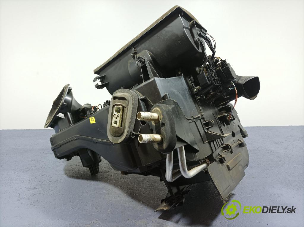 Opel Zafira 2009 radiator 13142030