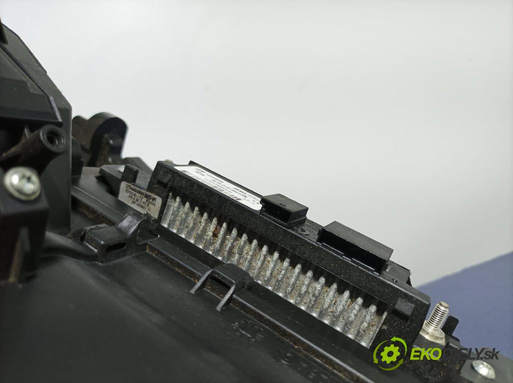 Opel Zafira 2009 radiator 13142030
