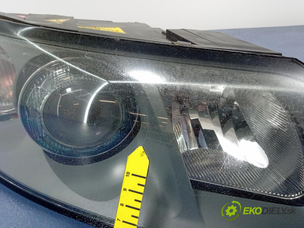 Volvo V50 2006 Reflektor: v pravo: 30698890