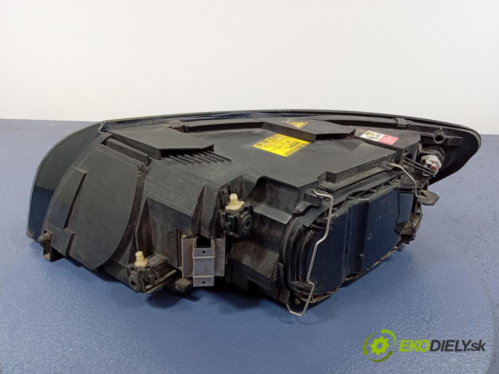 Volvo V50 2006 Reflektor: v pravo: 30698890