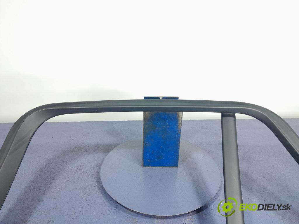 Bmw X5 2023 kryt Plast: Interiéry: 7445504