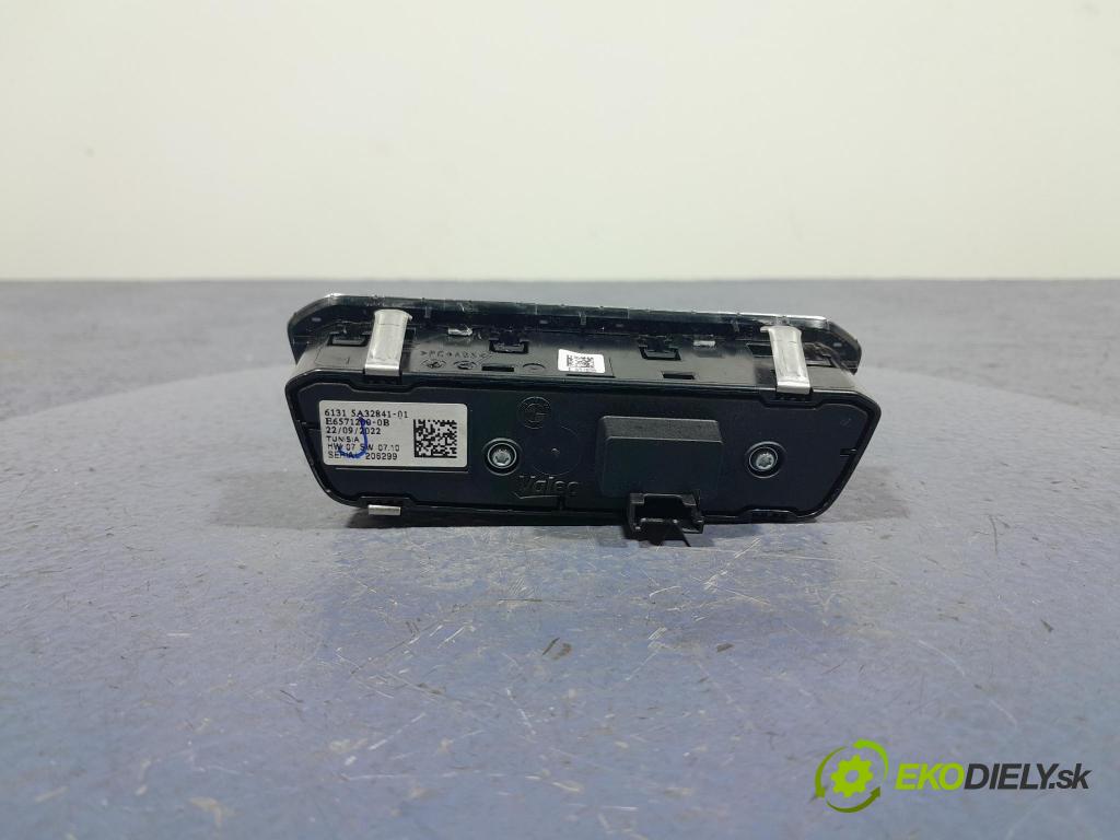 Bmw X5 2023 prepínač svetiel 5A32841