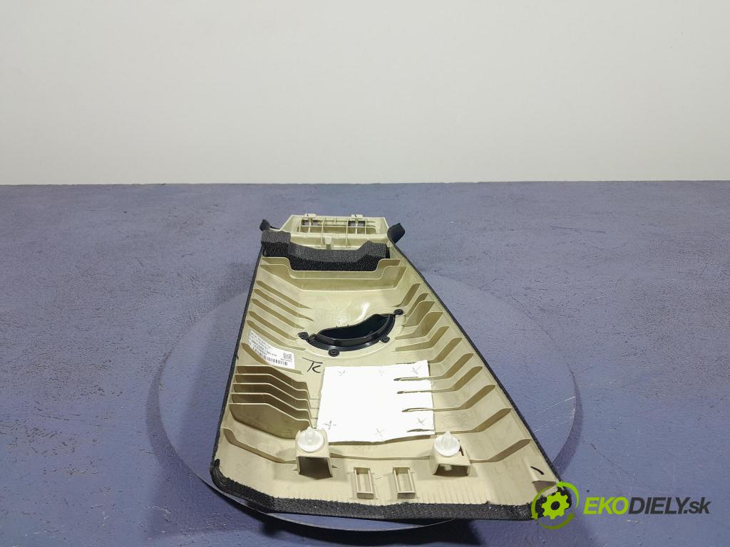 Bmw X5 2023 kryt Plast: Interiéry: 5A0D9B8