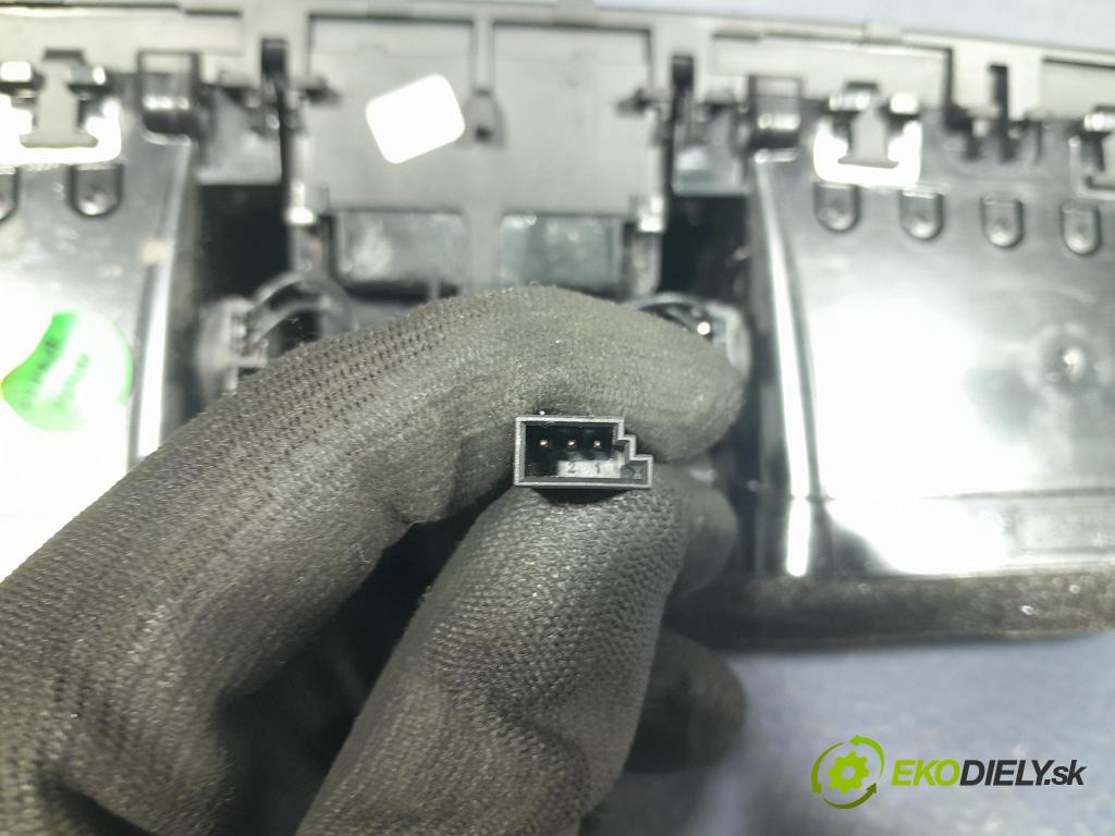 Bmw X5 2023 prepínač Klimatizácia: Prúd vzduchu: 5A1D404
