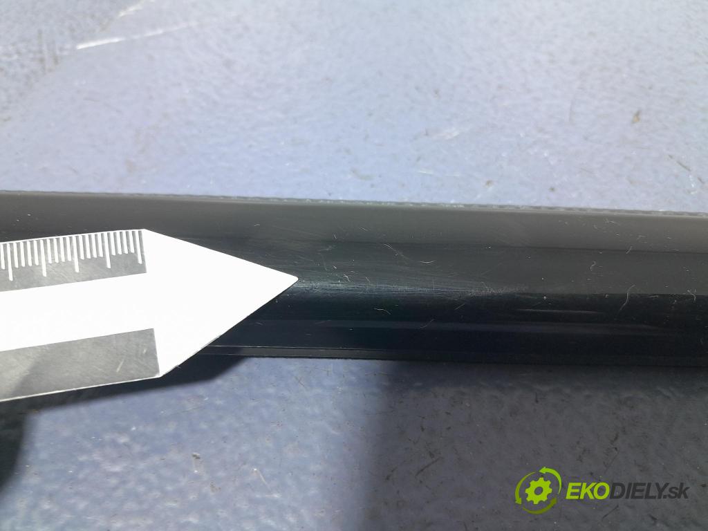 Bmw X5 2023 lišta Dekoratívne: