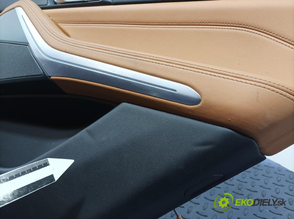 Bmw X5 2023 Čalounictví: dvere zad Prava: