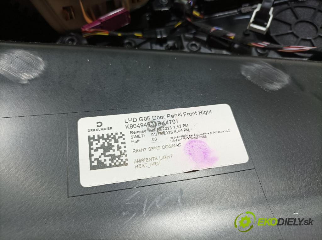 Bmw X5 2023 Čalounictví: dvere Predné Prava: 