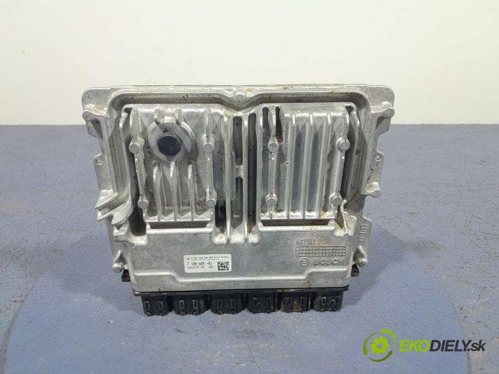 Bmw X5 2023 riadiaca jednotka Motor: 7100409