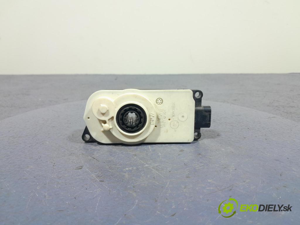 Bmw X5 2023 miežka / Gril: 9881646