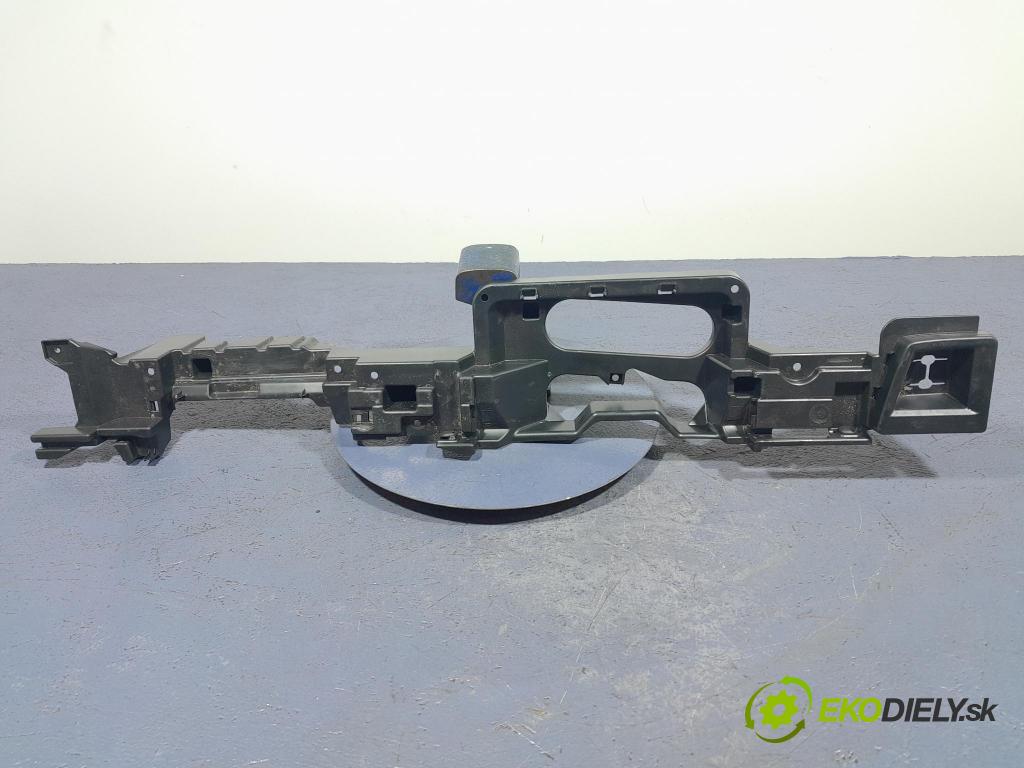 Bmw X5 2023 lišta kufra: 7438236