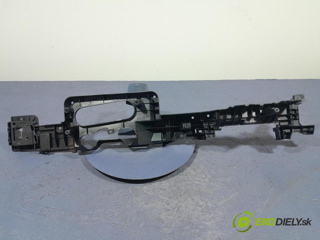 Bmw X5 2023 lišta kufra: 7438236