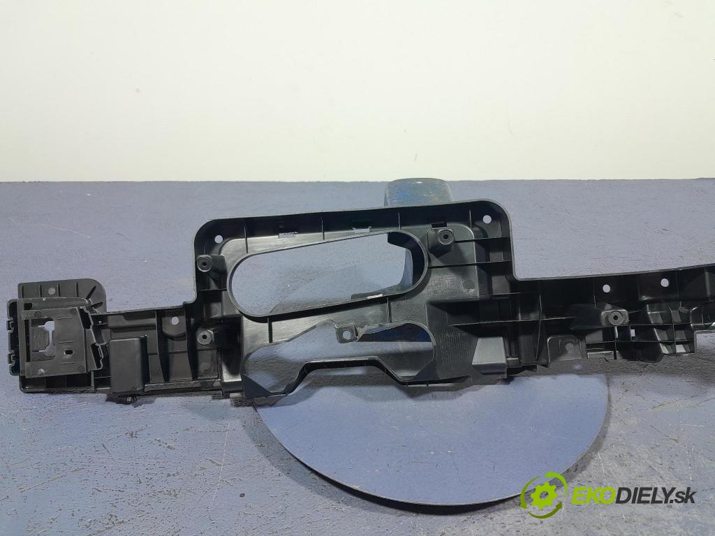 Bmw X5 2023 lišta kufra: 7438236