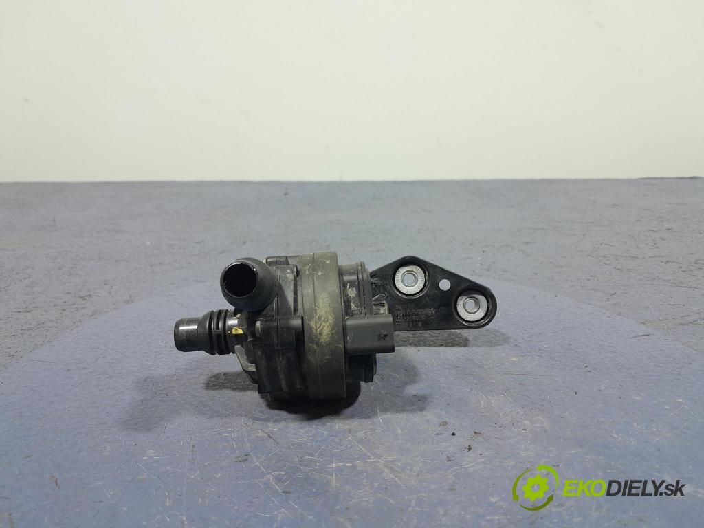 Bmw X5 2023 čerpadlo Voda: 8477210