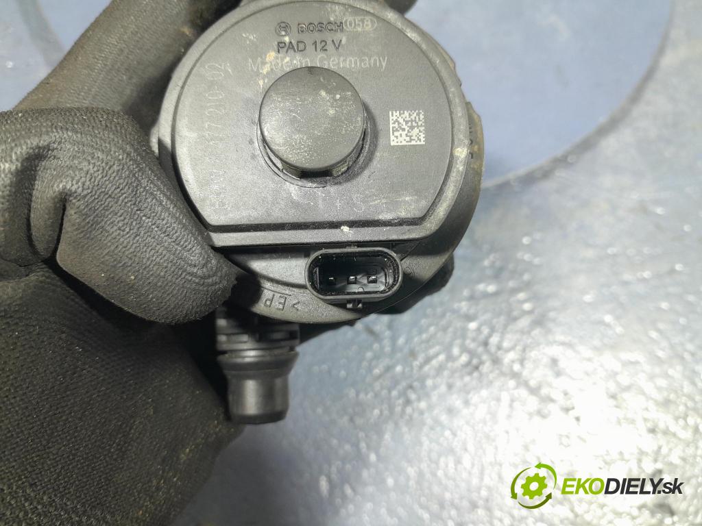 Bmw X5 2023 čerpadlo Voda: 8477210