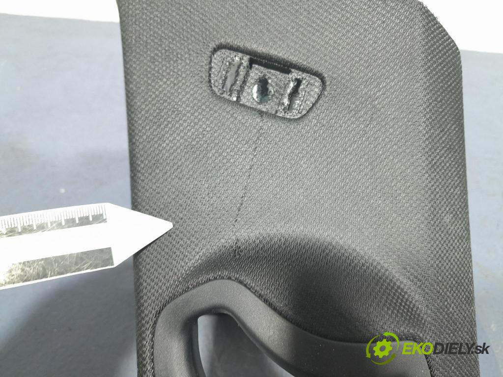 Bmw X5 2023 kryt Plast: Interiéry: 5A0D9C4