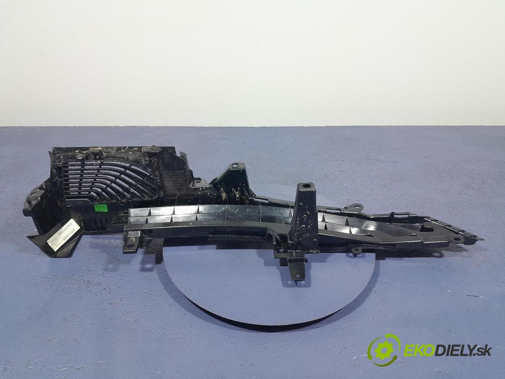 Bmw X5 2023 kryt Plast: Interiéry: 7438181