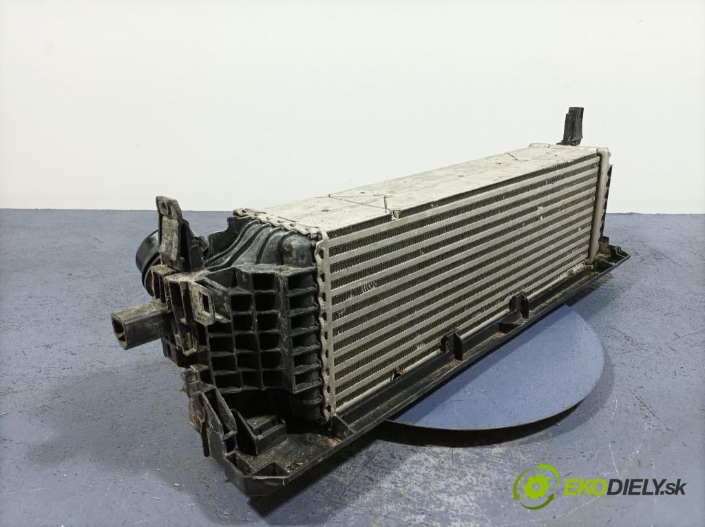 Bmw X5 2023 chladič Vzduch: 8584127