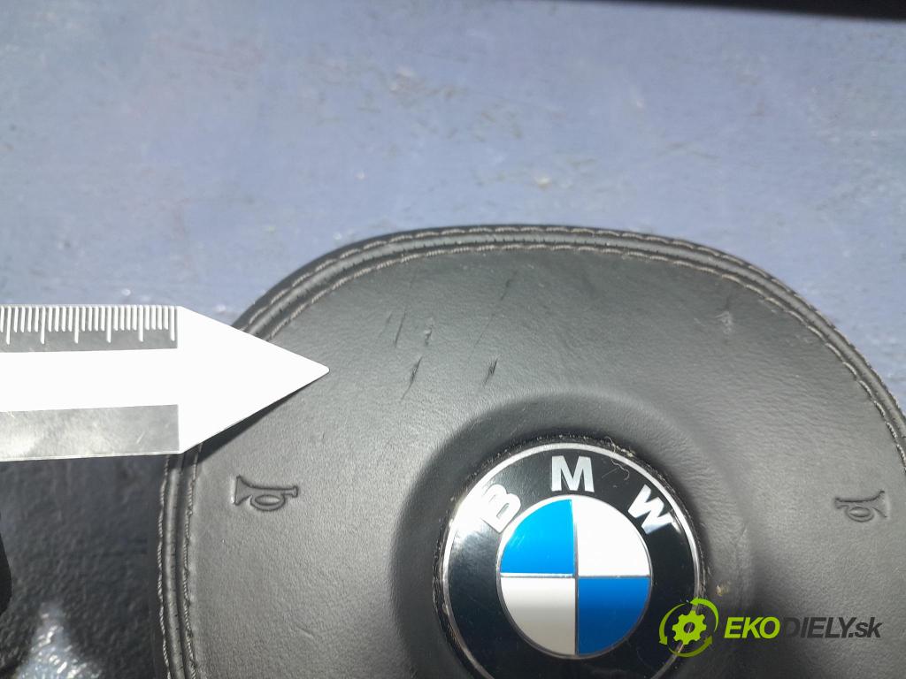 Bmw X5 2023 kokpit,pristrojová doska