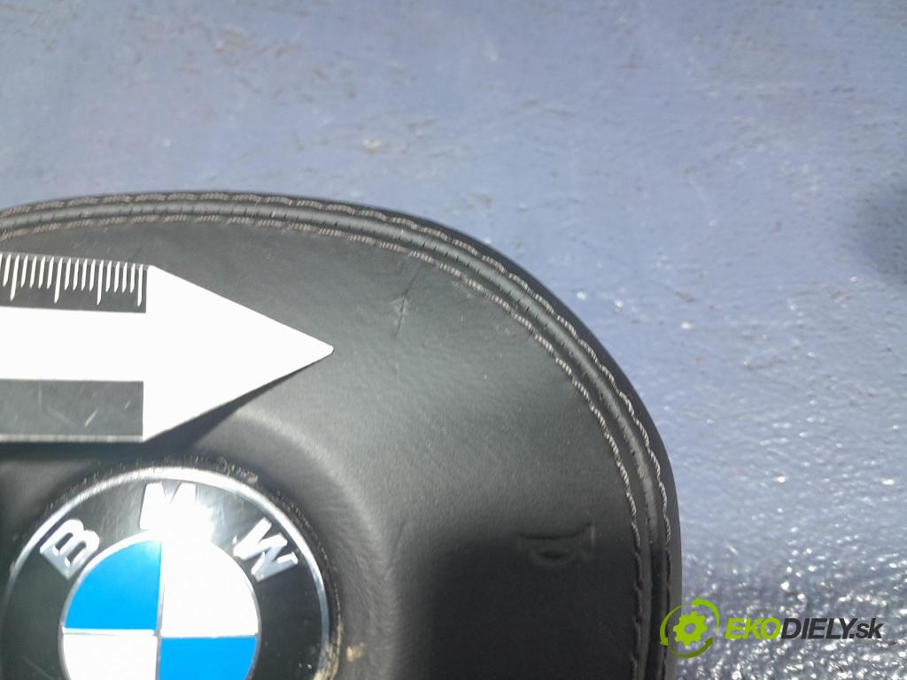 Bmw X5 2023 kokpit,pristrojová doska