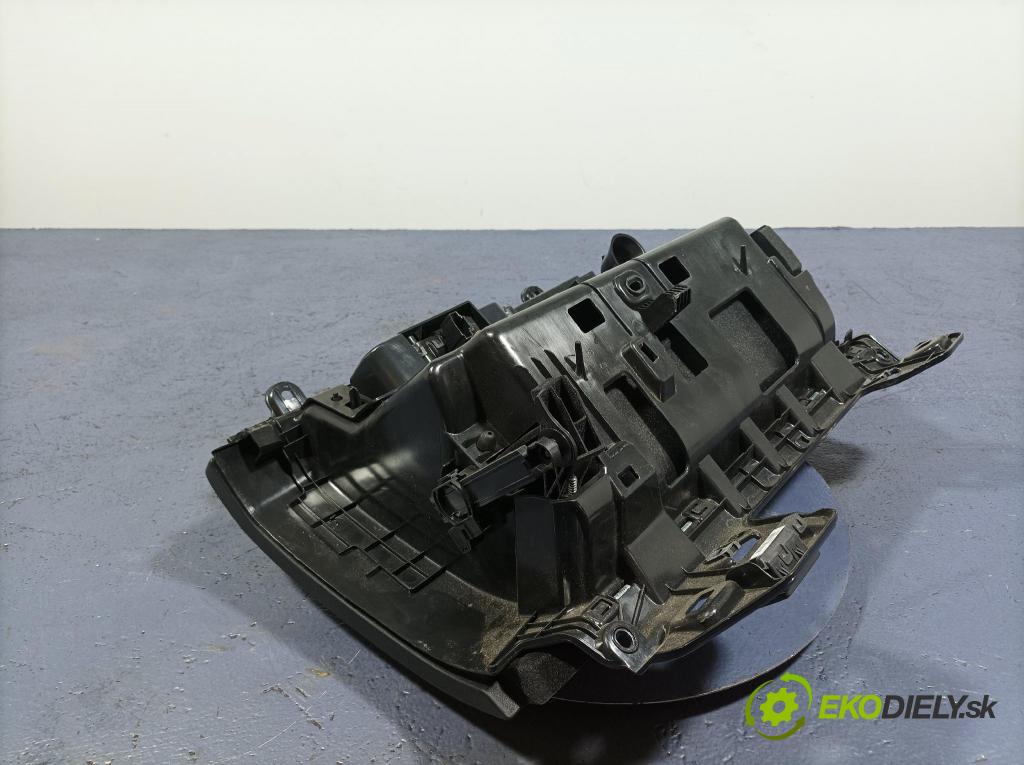 Volvo Xc90 2016 kastlík 31366835
