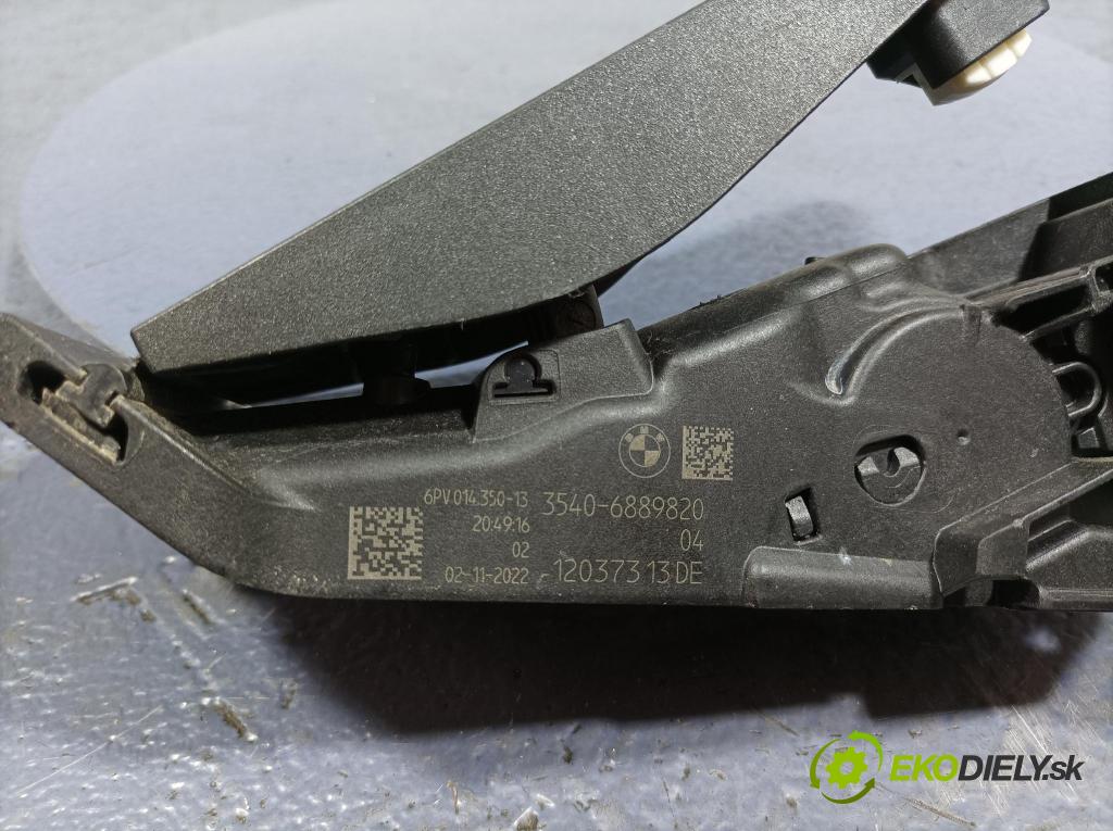 Bmw X5 2023 pedal Plyn: 6889820