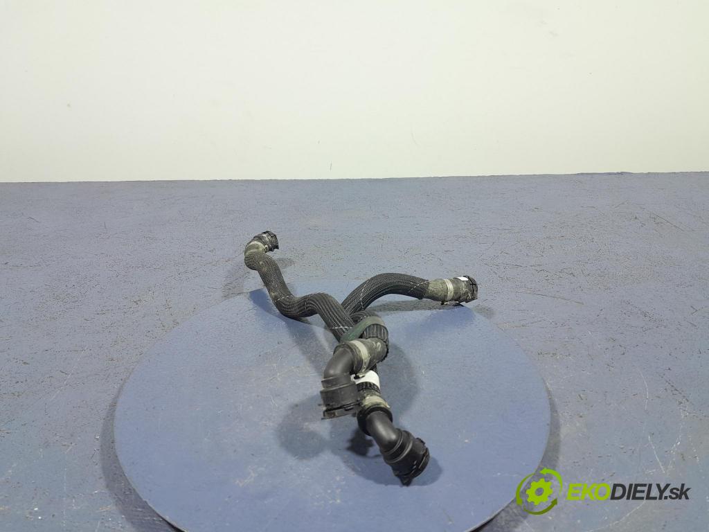 Bmw X5 2023 rúrka Chladič: 8476120
