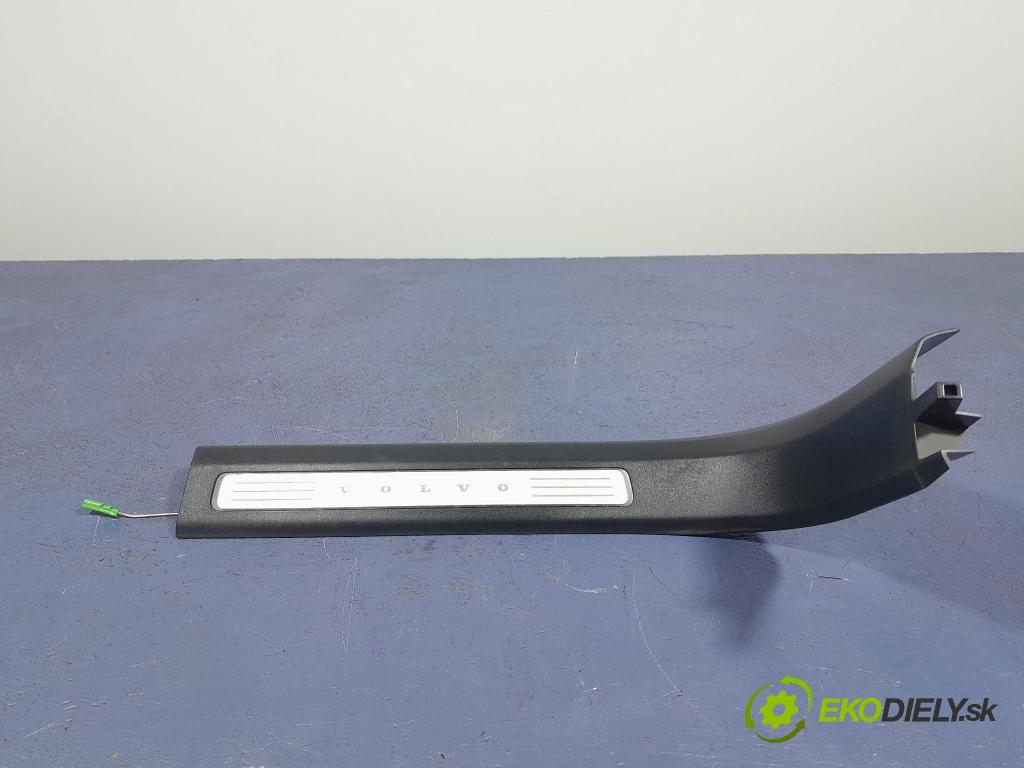 Volvo Xc90 2016 kryt Plast: Interiéry: 31363649