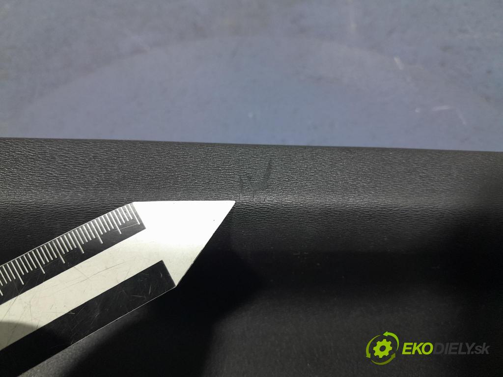 Volvo Xc90 2016 kryt Plast: Interiéry: 31363747