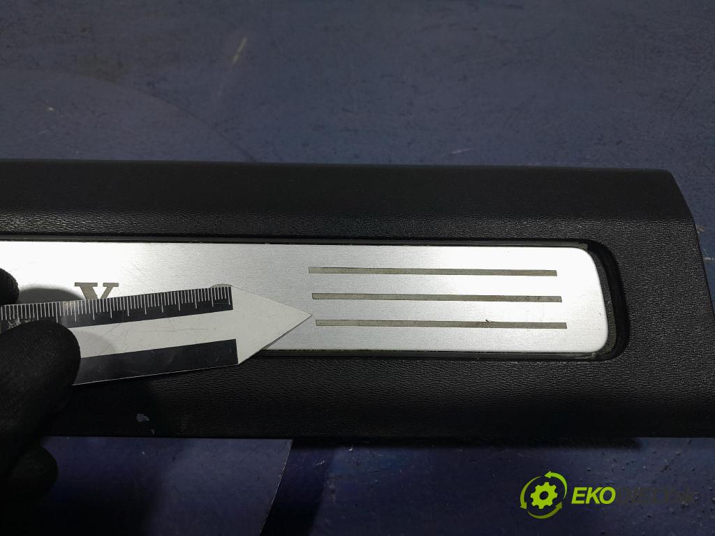 Volvo Xc90 2016 kryt Plast: Interiéry: 31363642