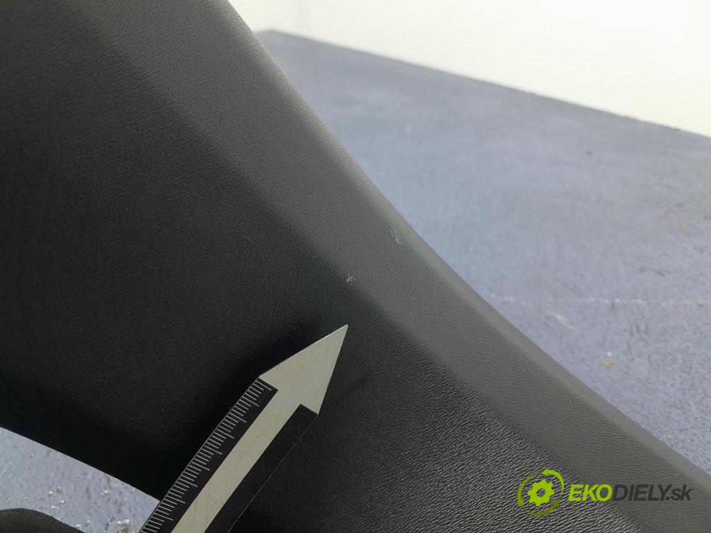 Volvo Xc90 2016 kryt Plast: Interiéry: 31363642