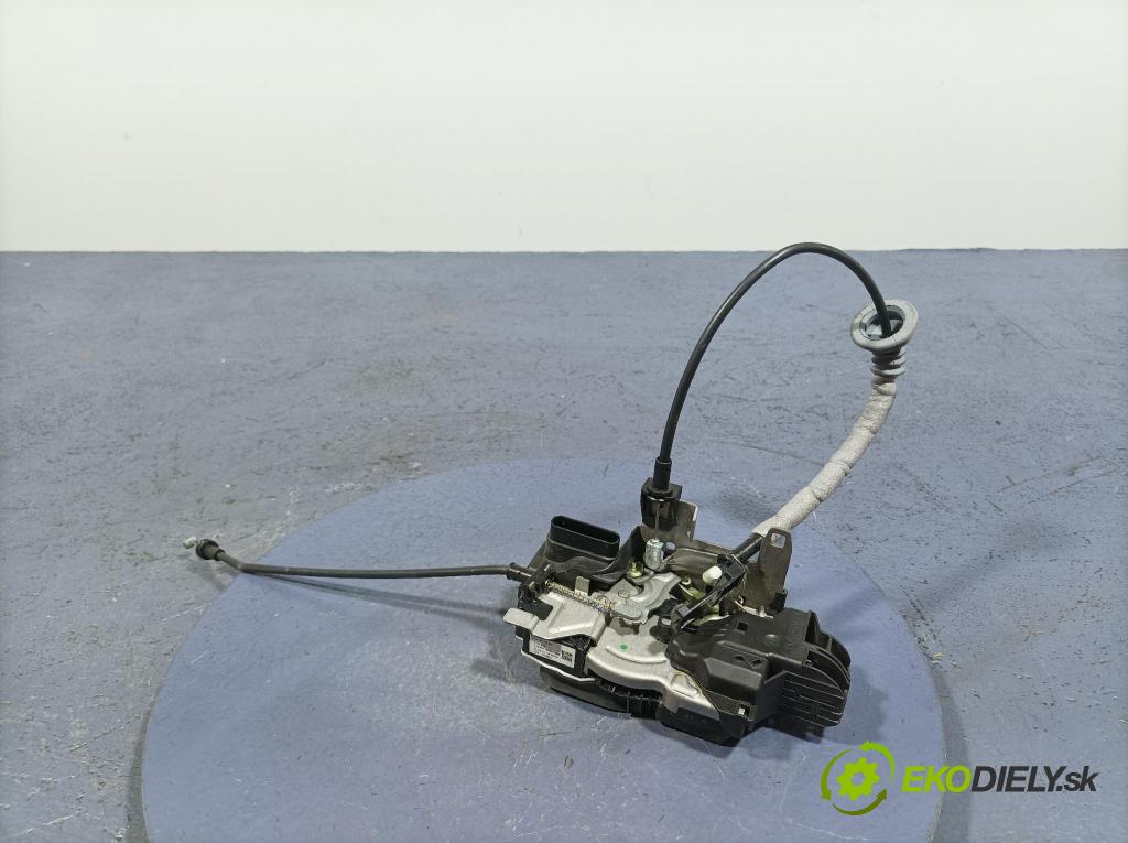 Volvo Xc90 2016 zámok dvere Predné v pravo: 31349891