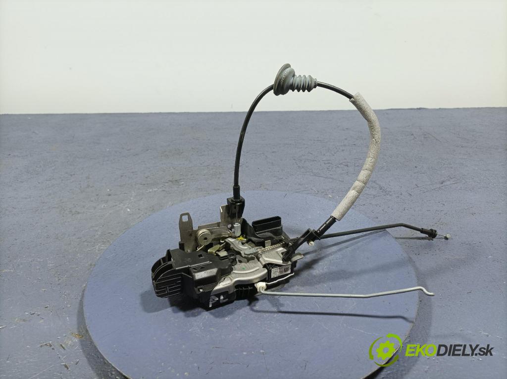 Volvo Xc90 2016 zámok dvere Predné Vľavo: 31349890