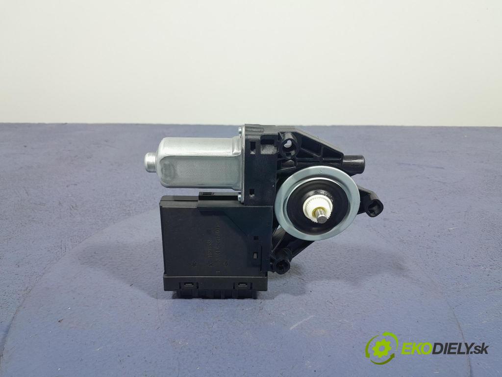 Volvo Xc90 2016 mechanizmus okna Okná: Predné v pravo: 31453358