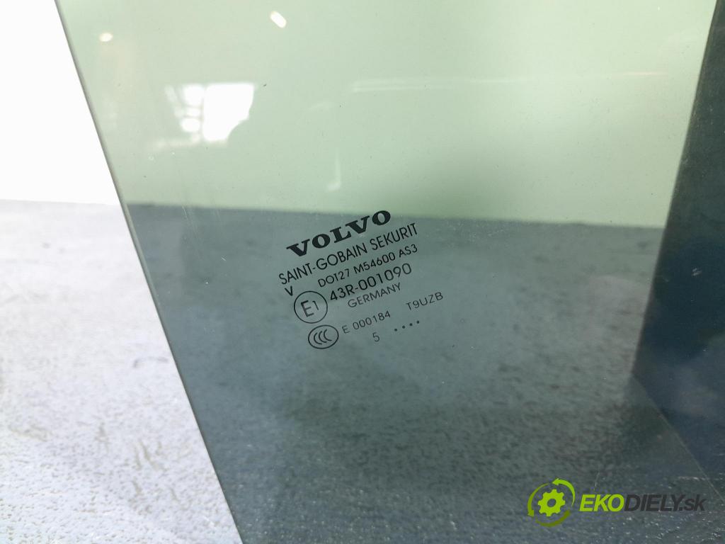 Volvo Xc90 2016 sklo dvere zad ľavé