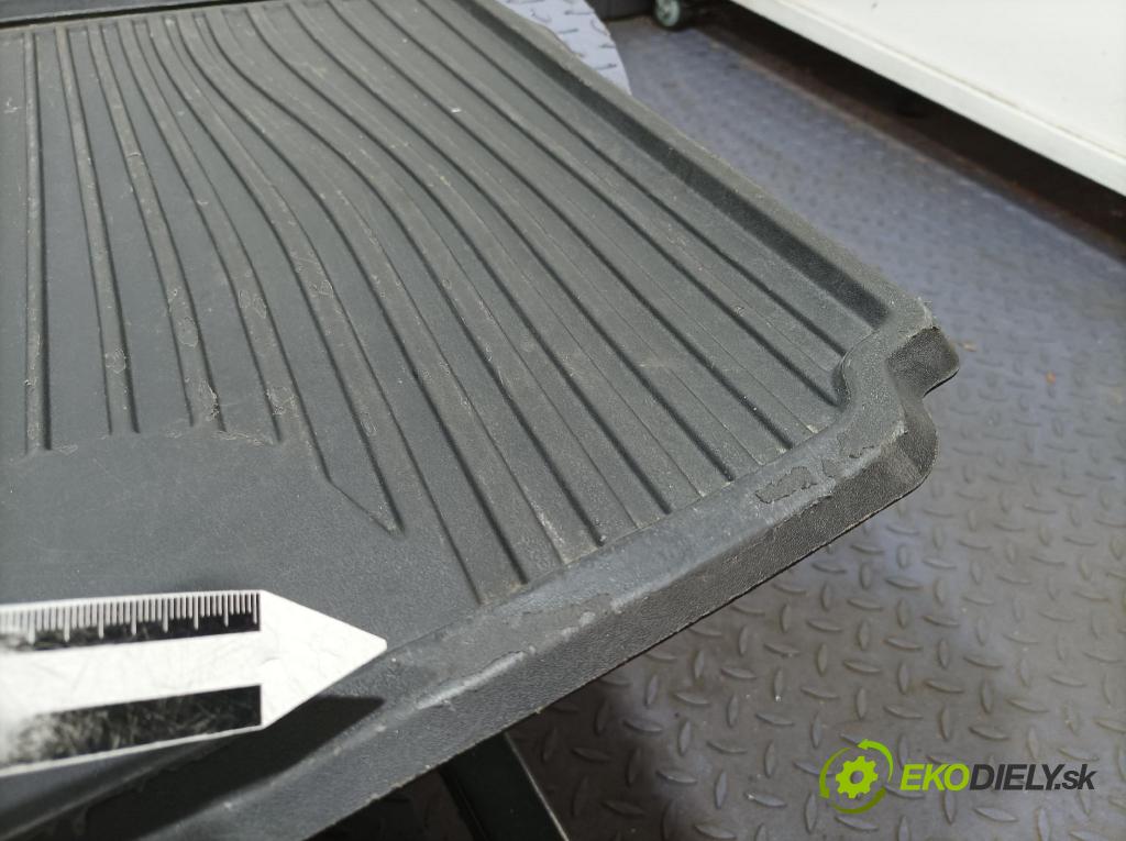 Volvo Xc90 2016 koberec do auta 31435462